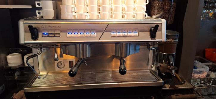 Simonelli Nueva Apia Compact POTK, Zakelijke goederen, Horeca | Keukenapparatuur, Gebruikt, Ophalen