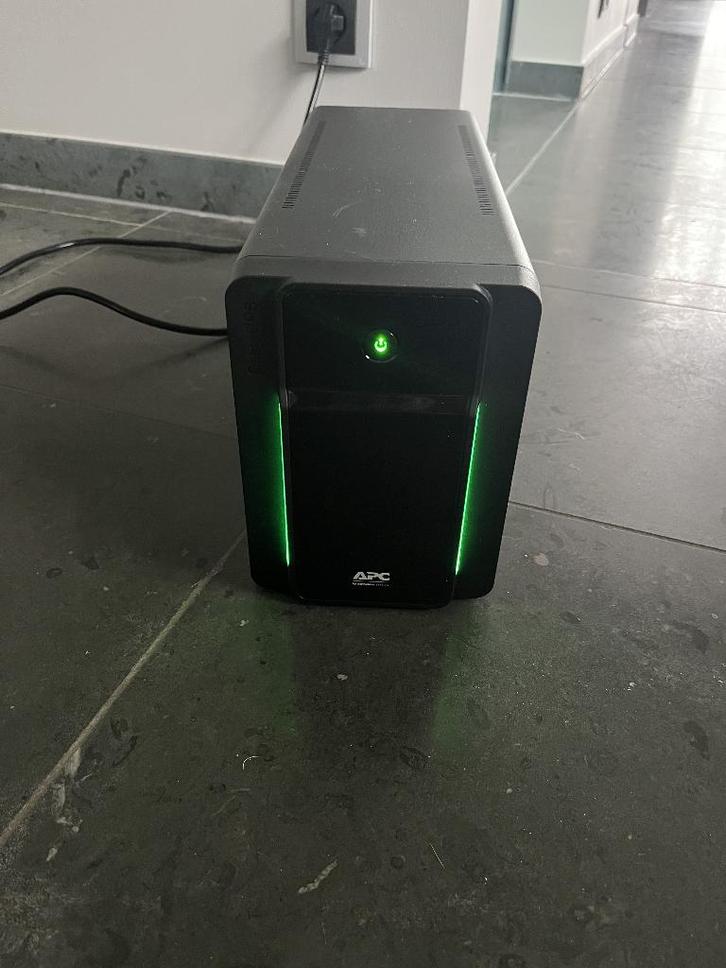 APC Noodvoeding BVX2200LI-GR, Computers en Software, Noodvoedingen (UPS), Gebruikt, Ophalen