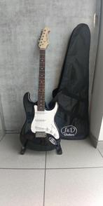Electrische gitaar J&D met versterker J&D 10 w, Met versterker, Zo goed als nieuw, Solid body, Ophalen