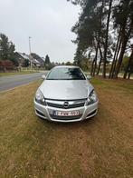 Opel astra 2011, Auto's, Voorwielaandrijving, Euro 5, Stof, Zwart