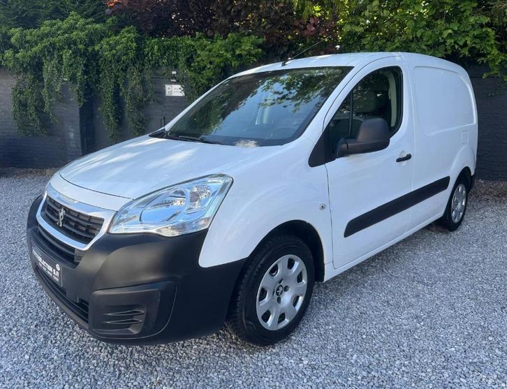 Peugeot Partner 1.6 HDi*8.223€HT*AIRCO*3PLACES*PARFAIT ETAT, Auto's, Peugeot, Bedrijf, Te koop, Partner, ABS, Airbags, Airconditioning