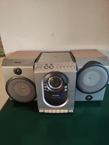 Radio, lecteur CD beschikbaar voor biedingen