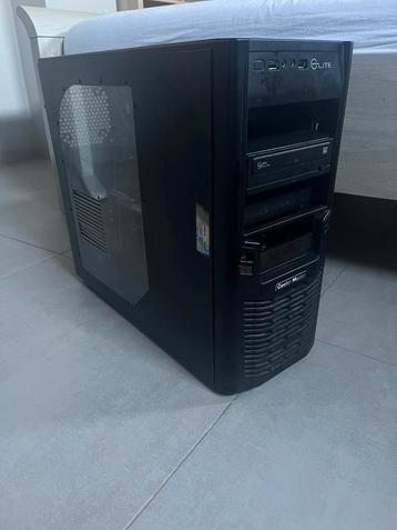 PC Gamer en bon état beschikbaar voor biedingen