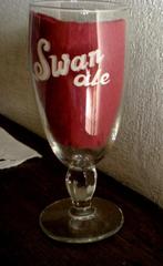 Swan Ale, Verzamelen, Glas of Glazen, Ophalen of Verzenden, Zo goed als nieuw