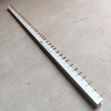 Kamgeleider 3P+N 16mm² beschikbaar voor biedingen