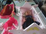 pop+bedtje +draagtas en kleedtjes 25 euro, Kinderen en Baby's, Speelgoed | Poppen, Ophalen, Gebruikt, Babypop