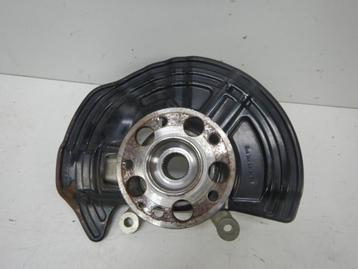 Mercedes-Benz A-Klasse W176 Fusee Rechts-voor A2464210820 A2 beschikbaar voor biedingen