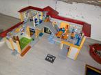 Ecole playmobil, Enlèvement