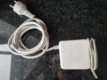 Oplader Macbook Pro  beschikbaar voor biedingen