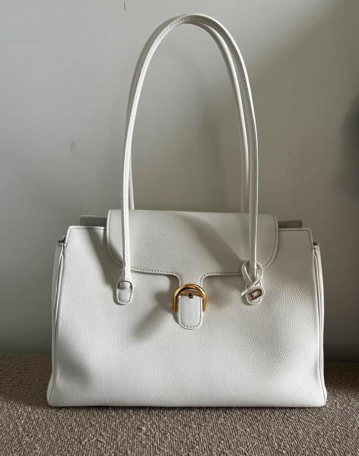 Delvaux “brillant cabriolet pm”, Handtassen en Accessoires, Tassen | Damestassen, Zo goed als nieuw, Ophalen of Verzenden