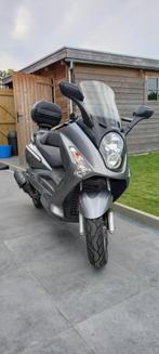 Moto scooter SYM GTS 250 i, 250 cc, Scooter, Particulier, 12 t/m 35 kW