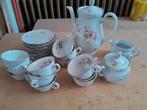 Service à café complet en porcelaine(12 tasses), Ophalen