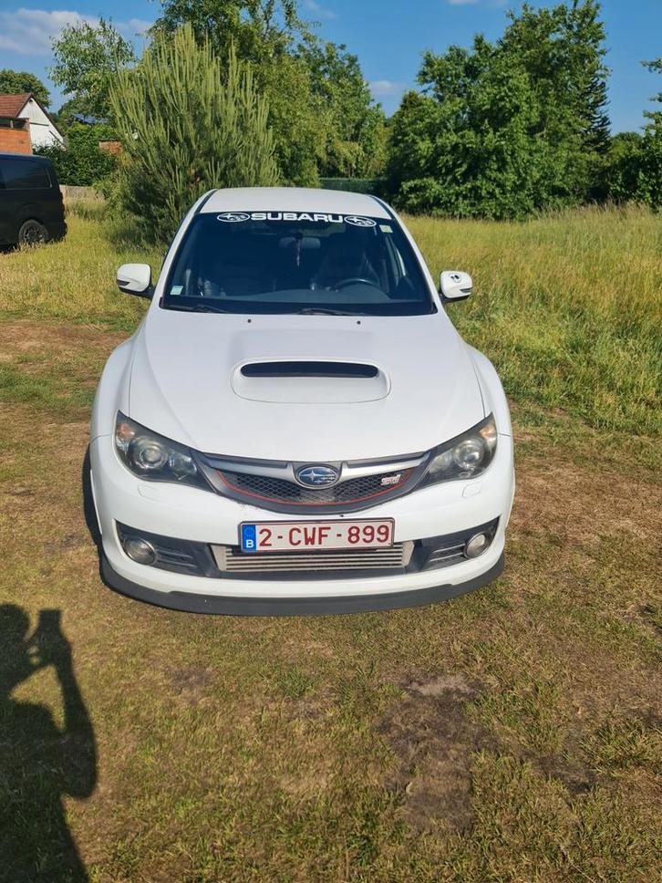 Subaru sti lichtevracht 500pk, Autos, Subaru, Particulier, Impreza, Essence, Euro 4, Break, 5 portes, Boîte manuelle, Blanc, Noir