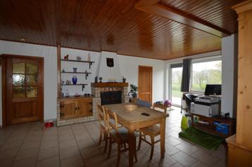 Appartement à vendre à Hampteau, 6 chambres beschikbaar voor biedingen