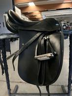 Dresssuurzadel zwart met veiligheidsstijgbeugels en riemen, Animaux & Accessoires, Chevaux & Poneys | Selles, Enlèvement, Comme neuf