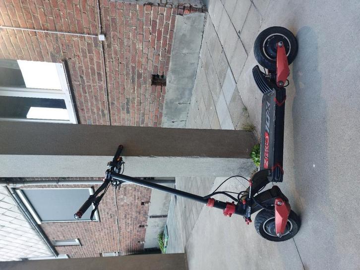 trotinette électrique zero 10x, Fietsen en Brommers, Steps, Zo goed als nieuw, Ophalen of Verzenden
