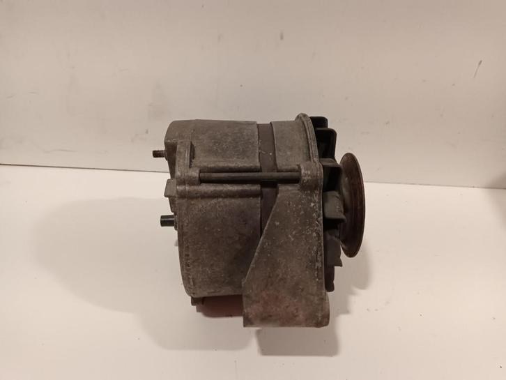 DYNAMO BMW 2500...3.2 (E9) (01-1969/04-1977) (0120400702), Auto-onderdelen, Motor en Toebehoren, BMW, Gebruikt