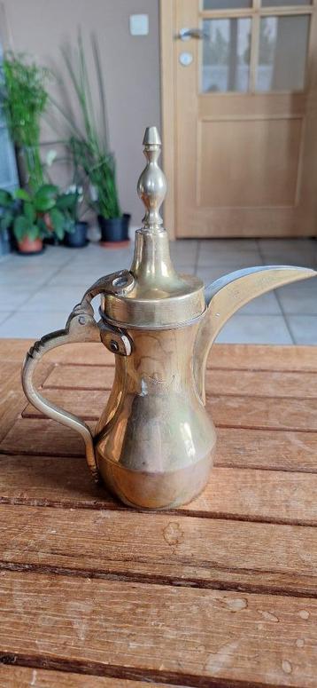 Koperen koffiekan uit India. beschikbaar voor biedingen