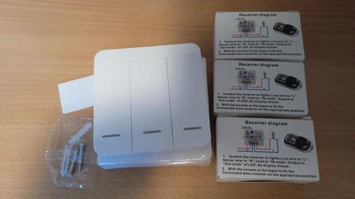 Draadloze schakelaar voor 3 lichtpunten, Doe-het-zelf en Bouw, Elektriciteit en Kabels, Nieuw, Schakelaar, Ophalen of Verzenden