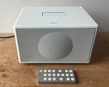 Système audio Geneva avec DAB+ et radio-réveil disponible aux enchères