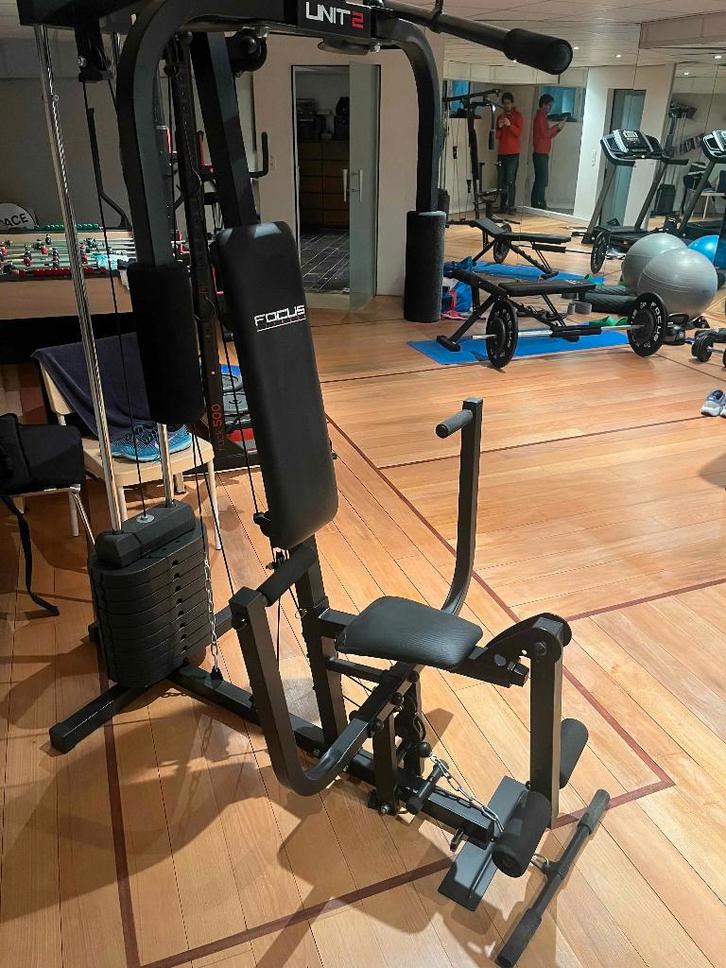 Focus Fitness Unit 2 – Krachtstation, Sport en Fitness, Fitnessapparatuur, Gebruikt, Krachtstation, Benen, Borst, Rug, Metaal