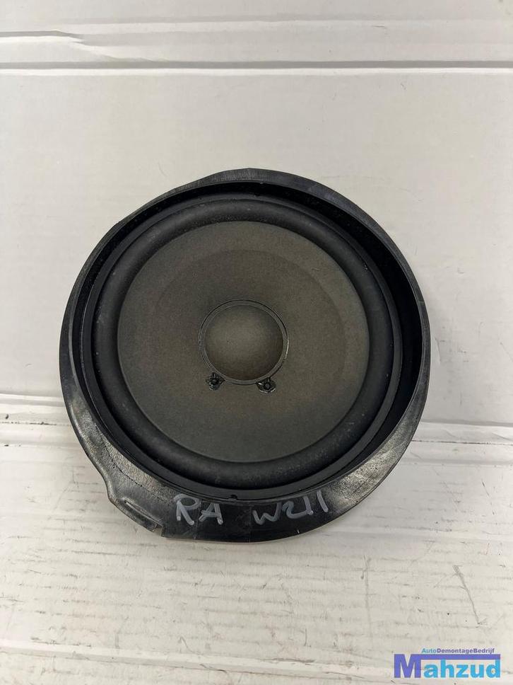 MERCEDES E KLASSE W211 Rechts achter speaker A2118207402, Autos : Divers, Autoradios, Enlèvement ou Envoi