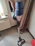 Gratis op te halen werkende steelstofzuiger met gebreken, Ophalen, Gebruikt, Reservoir, Stofzuiger