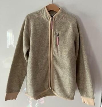 MOLO lichtgele zomerfleece met roze accenten (maat 140), Kinderen en Baby's, Kinderkleding | Maat 140, Gebruikt, Trui of Vest