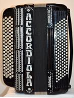 accordeon, Muziek en Instrumenten, Accordeons, Ophalen, Gebruikt, Met riemen, Accordiola