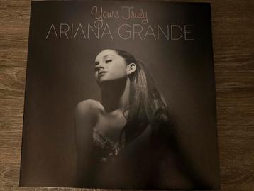 Yours Truly (10th Anniversary Edition) beschikbaar voor biedingen