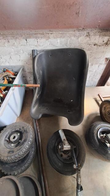 2x kart stoel beschikbaar voor biedingen