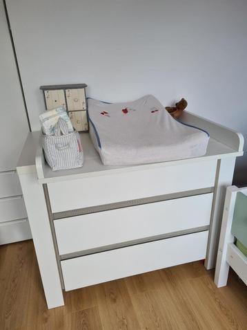 Commode à langer Milano Schardt beschikbaar voor biedingen
