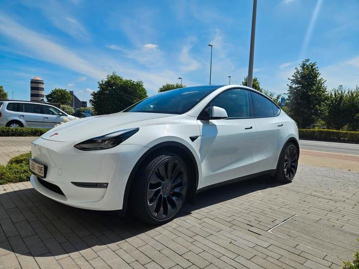 TESLA Y PERFORMANCE, Auto's, Tesla, Particulier, Model Y, Trekhaak, Wit, Ophalen