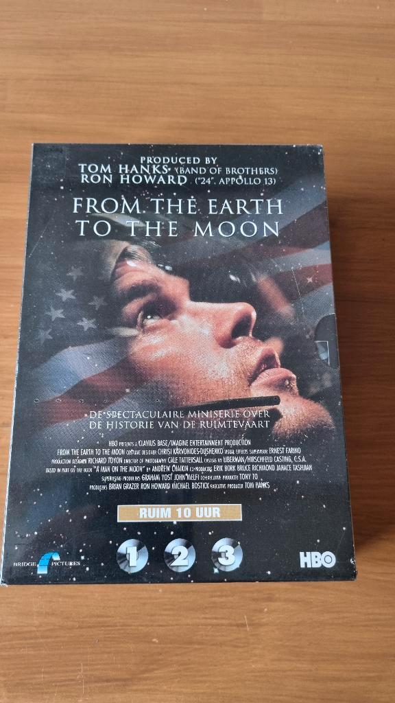 Dvd box set From the earth to the moon, CD & DVD, DVD | Documentaires & Films pédagogiques, Neuf, dans son emballage, Science ou Technique