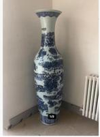 très grand vase chinois, Enlèvement
