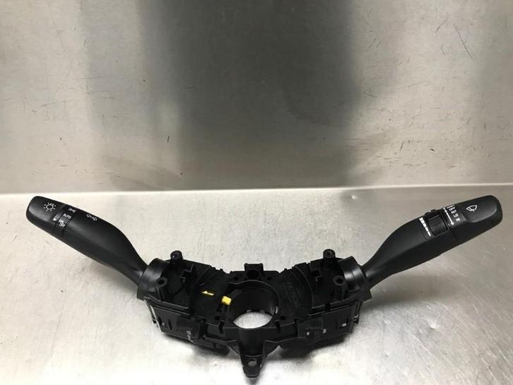 COMBINE COMMODO Hyundai Sonata (01-2005/12-2010), Autos : Pièces & Accessoires, Tableau de bord & Interrupteurs, Hyundai, Utilisé