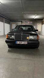 Erg mooie, goed onderhouden MB230CE, automaat, coupé!, Auto's, 4 zetels, Stof, Zwart, Grijs