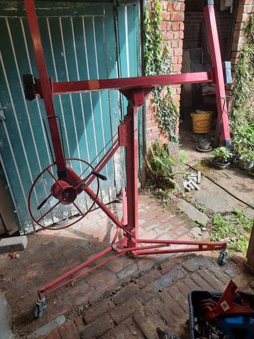 Platen lift huur of verkoop. beschikbaar voor biedingen
