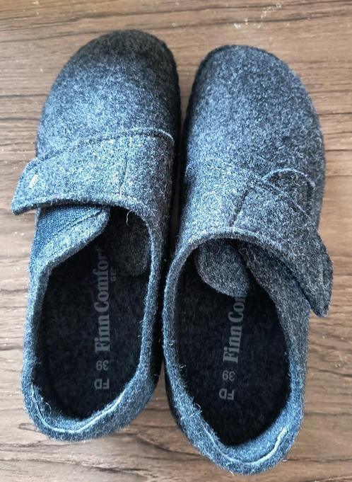 Pantoffels, Kleding | Dames, Schoenen, Zo goed als nieuw, Grijs, Ophalen