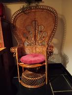 Pauwenstoel, Ophalen