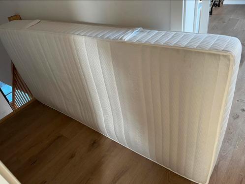 Lattenbodem met matras, Huis en Inrichting, Slaapkamer | Matrassen en Bedbodems, Zo goed als nieuw, Matras, 90 cm, 200 cm, Eenpersoons