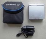 Gameboy SP AGS-001 Silver + oplader + tasje, Game Boy Advance SP, Utilisé, Enlèvement ou Envoi, Avec housse de protection ou sac