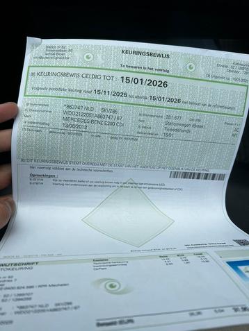 Mercedes E200 2013 gekeurd voor verkoop, Auto's, Mercedes-Benz, Automaat, Euro 5, Zwart, Leder