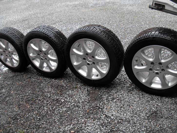 Mercedes C-klasse winterset - W204, Auto-onderdelen, Banden en Velgen, Banden en Velgen, Winterbanden, 16 inch, 205 mm, Personenwagen