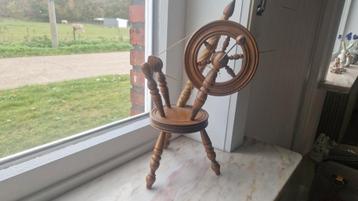 Spinnenwiel beschikbaar voor biedingen