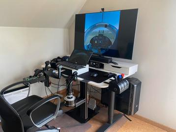 Filghtsimulator + PC + VR (zie beschrijving) beschikbaar voor biedingen