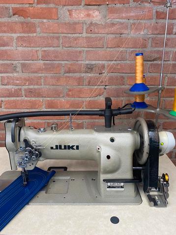 INDUSTRIE NAAIMACHINE 2 NAALDS 3 VOUDIG TRANSPORT beschikbaar voor biedingen