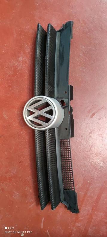 Originele grill golf4 gewrapt in carbon  beschikbaar voor biedingen