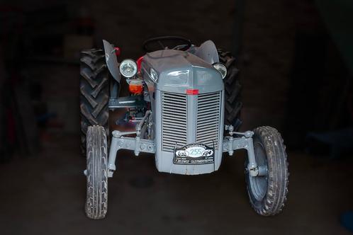Ferguson TED-20 Oldtimer Tractor (1956), Zakelijke goederen, Overige Zakelijke goederen, Ophalen
