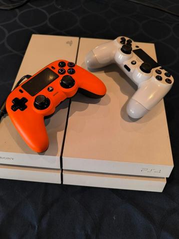 Witte PlayStation4 met 2 controllers en games MOET NU WEG!, Games en Spelcomputers, Ophalen of Verzenden, Zo goed als nieuw, Met 2 controllers